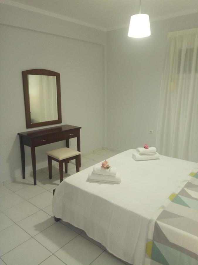 Blue Apartment Preveza Buitenkant foto